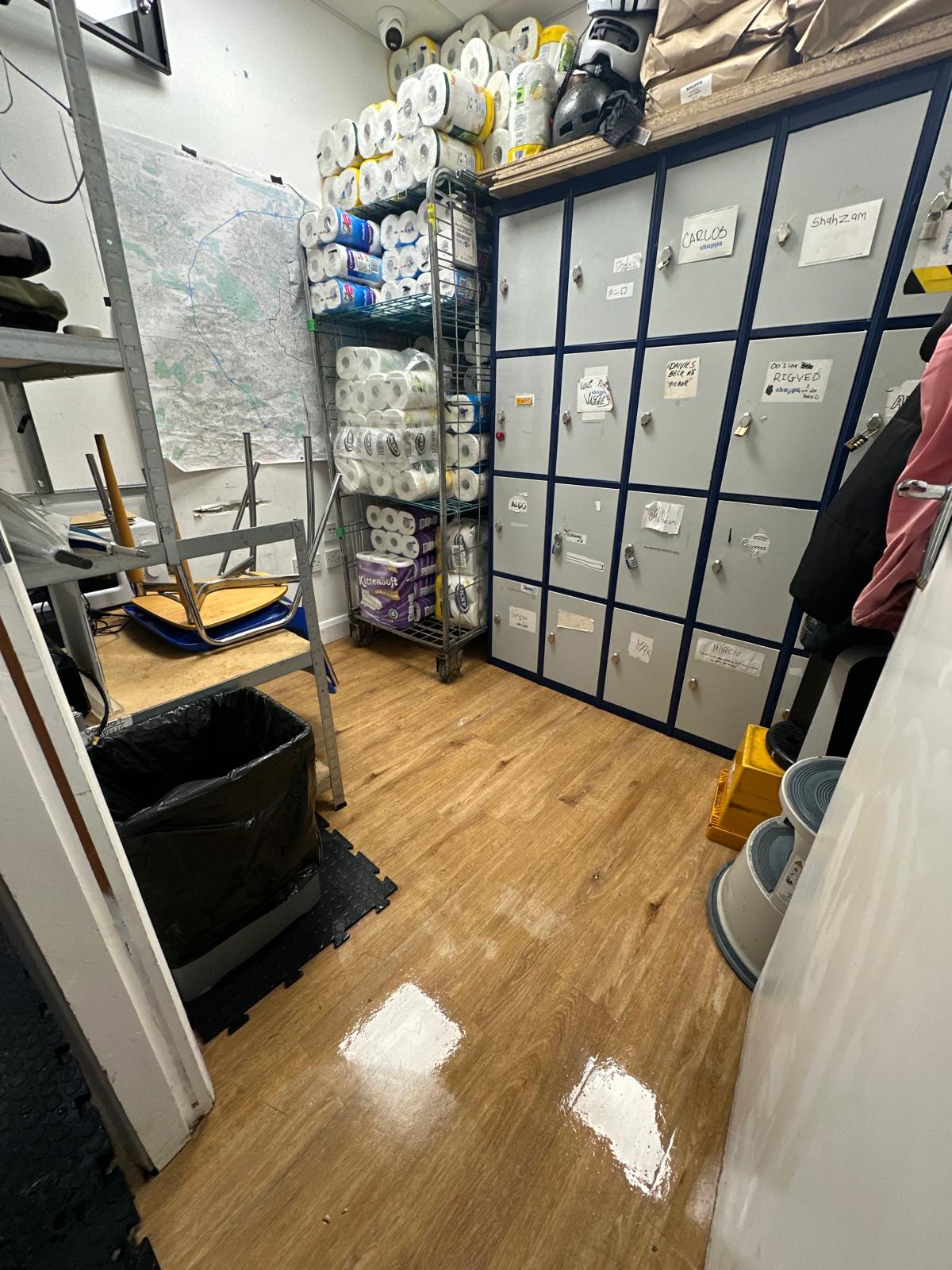 retail-staff-room-deep-cleaning