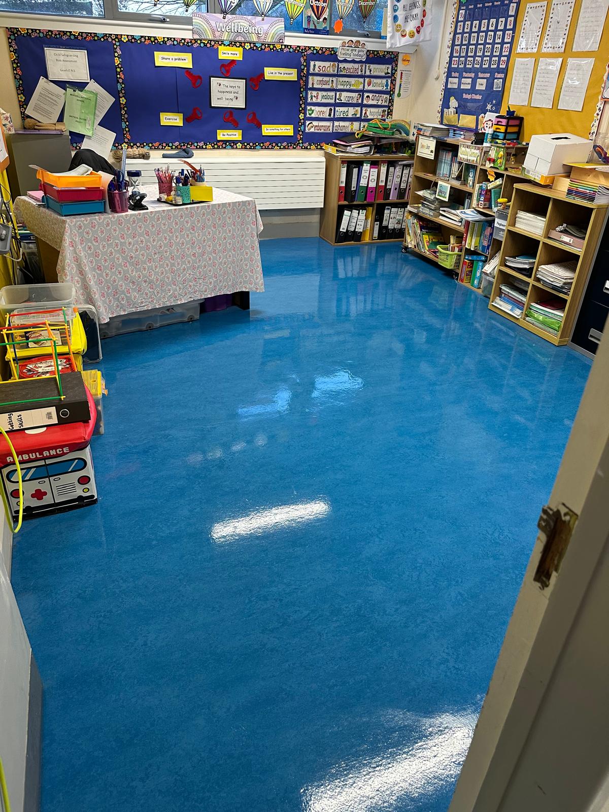 school-floor-buffer-deep-cleaning