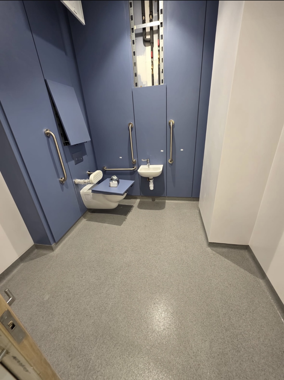 Accessible hospital bathroom cleaned after builders clean St Vincent's Hospital