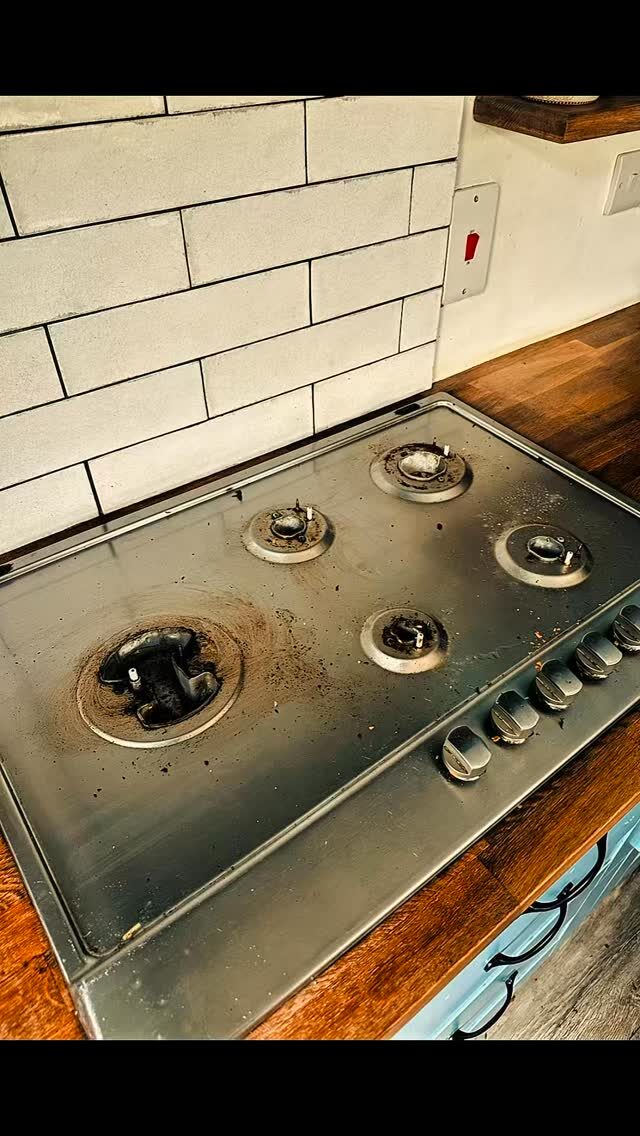 Instagram post from hexa.cleansolutions. This post is in position 4.