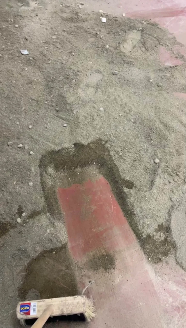 Instagram post from hexa.cleansolutions. This post is in position 3.