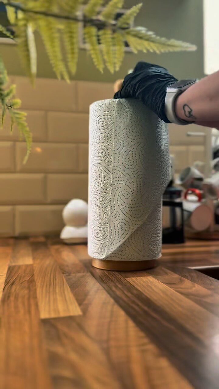 Instagram post from hexa.cleansolutions. This post is in position 6.