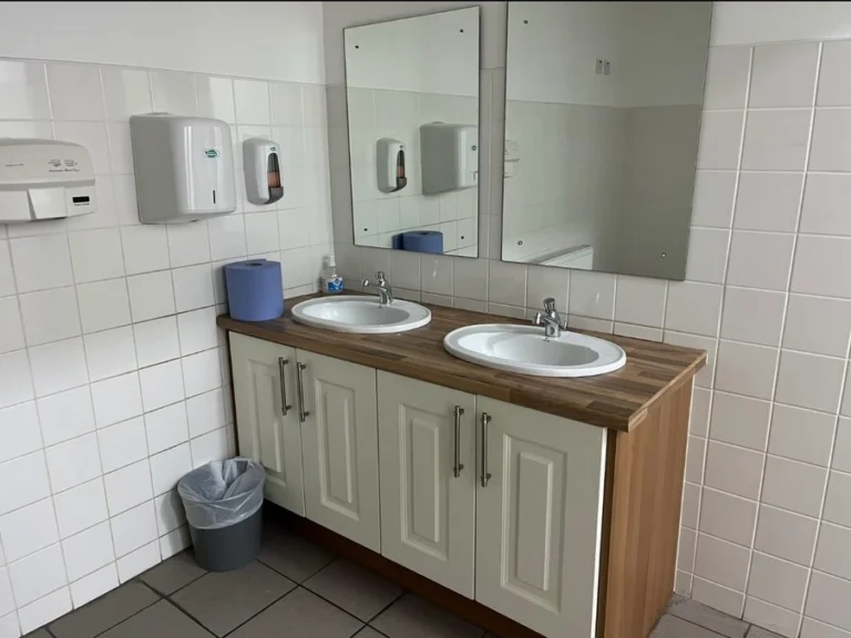 Instagram post from hexa.cleansolutions. This post is in position 20.