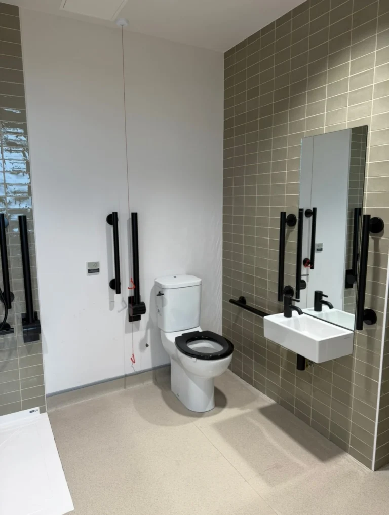 Instagram post from hexa.cleansolutions. This post is in position 5.