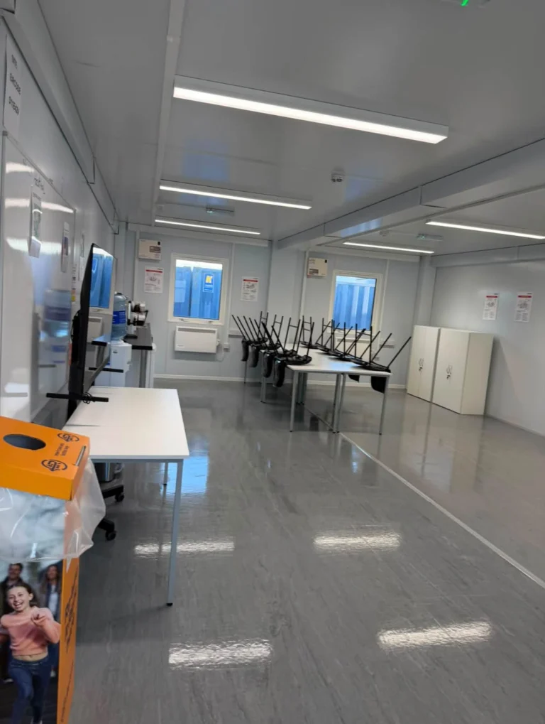 Instagram post from hexa.cleansolutions. This post is in position 2.